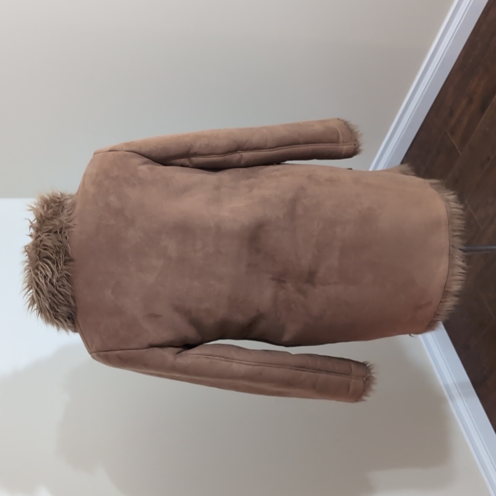 Novelti| Tan Brown Camel Toned Faux Fur Afghan Coat Button Up with Pockets - Picture 4 of 16